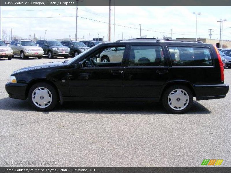 Black / Graphite 1999 Volvo V70 Wagon