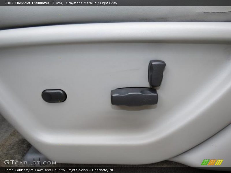 Graystone Metallic / Light Gray 2007 Chevrolet TrailBlazer LT 4x4