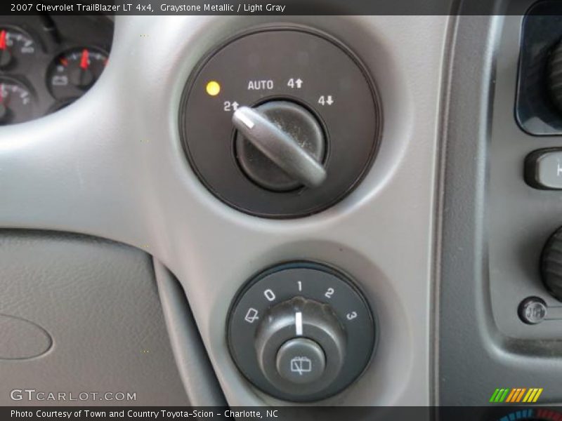 Graystone Metallic / Light Gray 2007 Chevrolet TrailBlazer LT 4x4