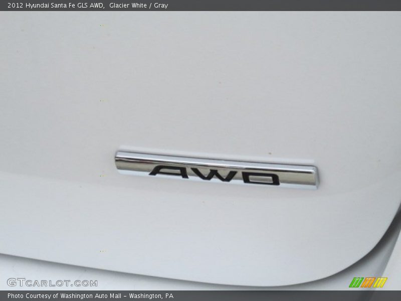 Glacier White / Gray 2012 Hyundai Santa Fe GLS AWD