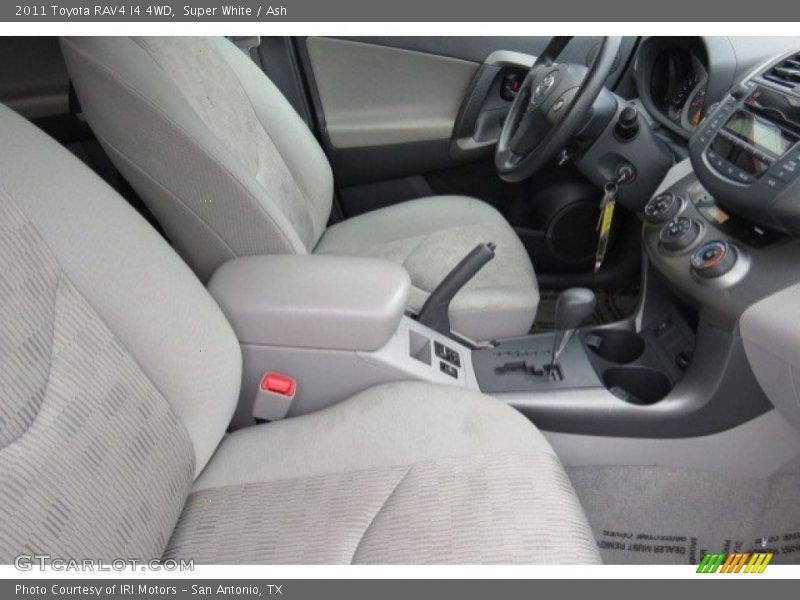 Super White / Ash 2011 Toyota RAV4 I4 4WD