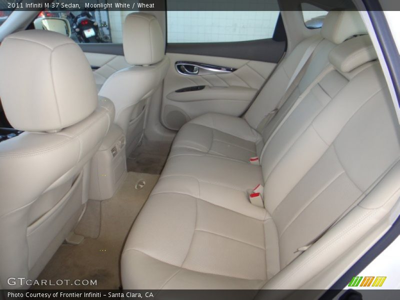 Moonlight White / Wheat 2011 Infiniti M 37 Sedan