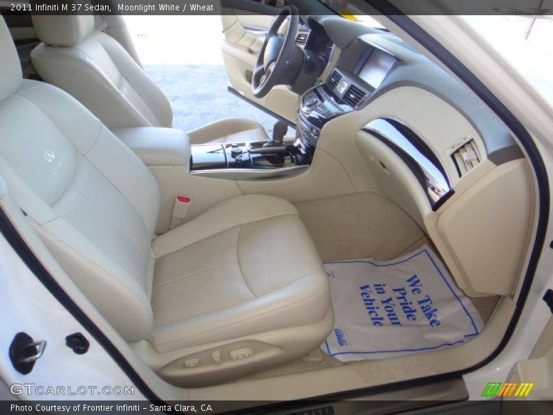 Moonlight White / Wheat 2011 Infiniti M 37 Sedan