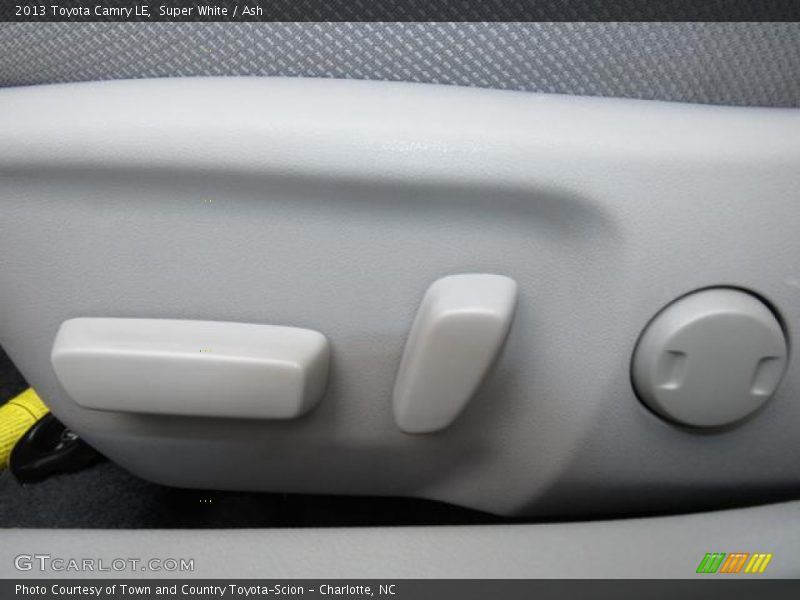 Super White / Ash 2013 Toyota Camry LE