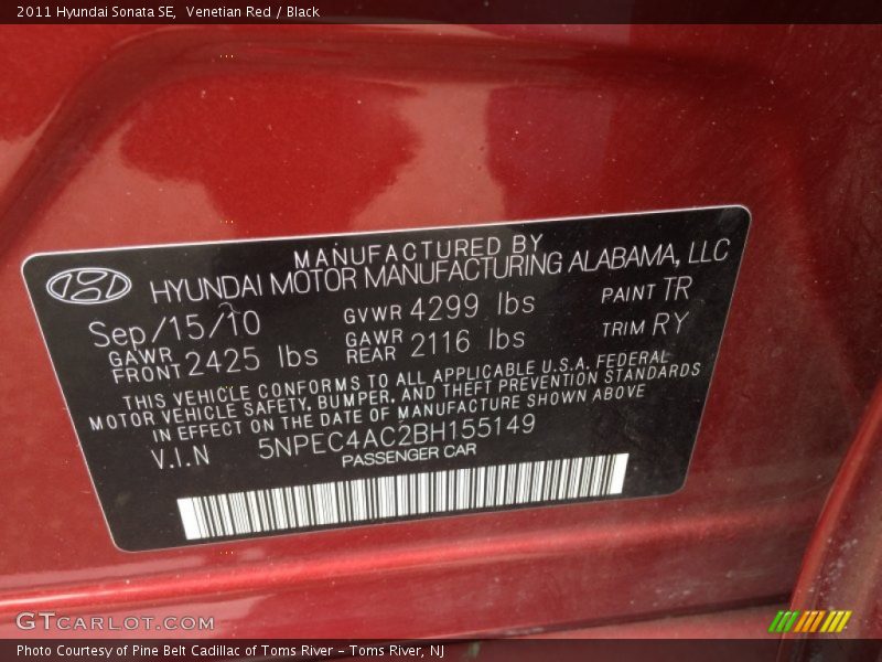 Venetian Red / Black 2011 Hyundai Sonata SE