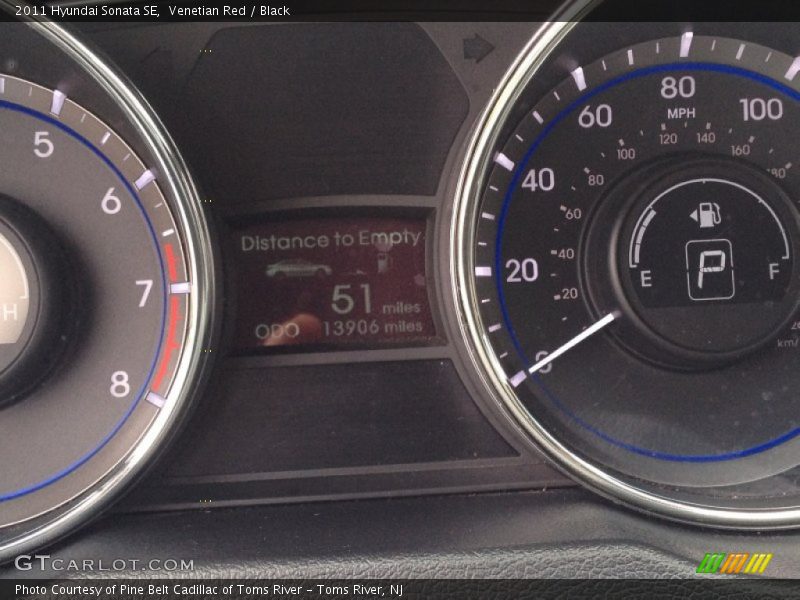 Venetian Red / Black 2011 Hyundai Sonata SE