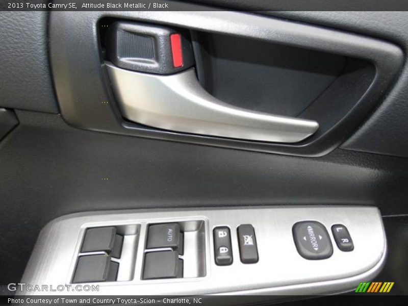 Attitude Black Metallic / Black 2013 Toyota Camry SE