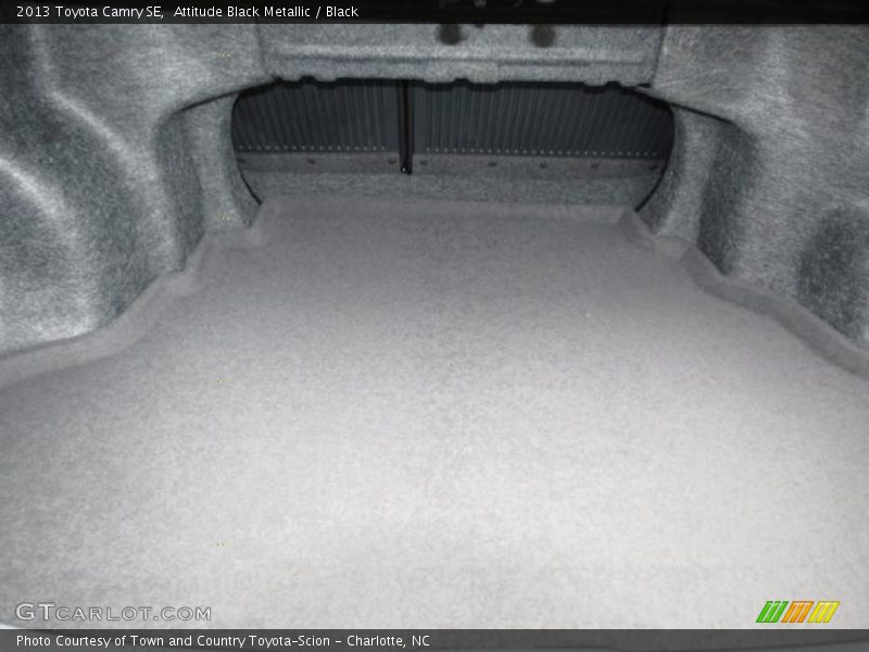 Attitude Black Metallic / Black 2013 Toyota Camry SE
