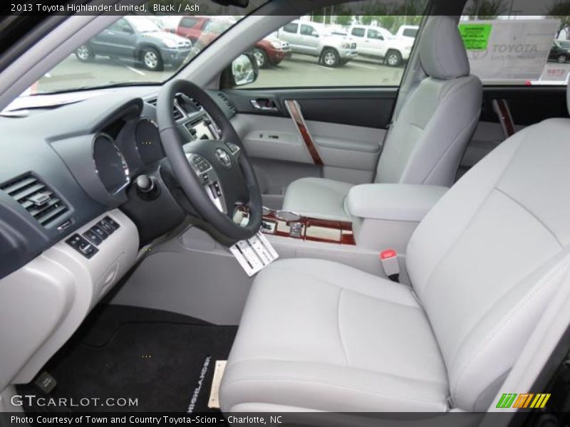 Black / Ash 2013 Toyota Highlander Limited