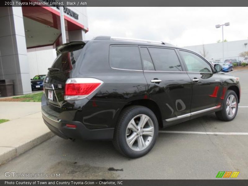 Black / Ash 2013 Toyota Highlander Limited