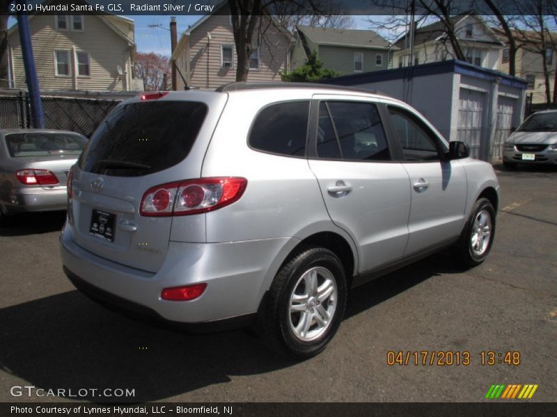 Radiant Silver / Gray 2010 Hyundai Santa Fe GLS