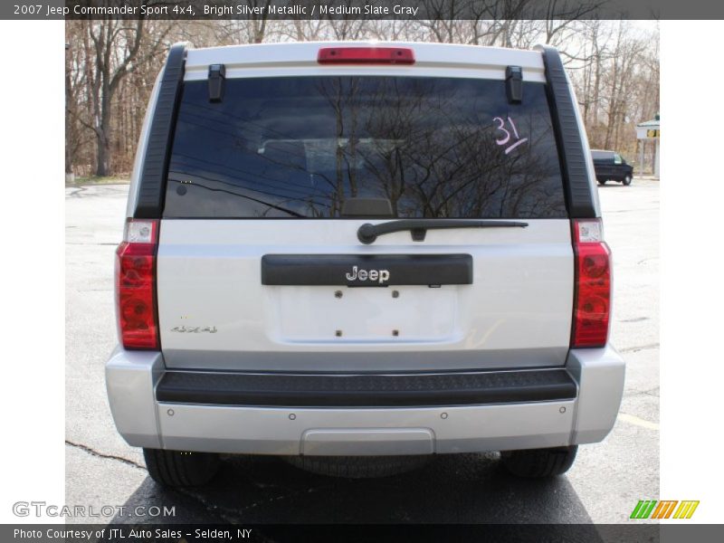 Bright Silver Metallic / Medium Slate Gray 2007 Jeep Commander Sport 4x4