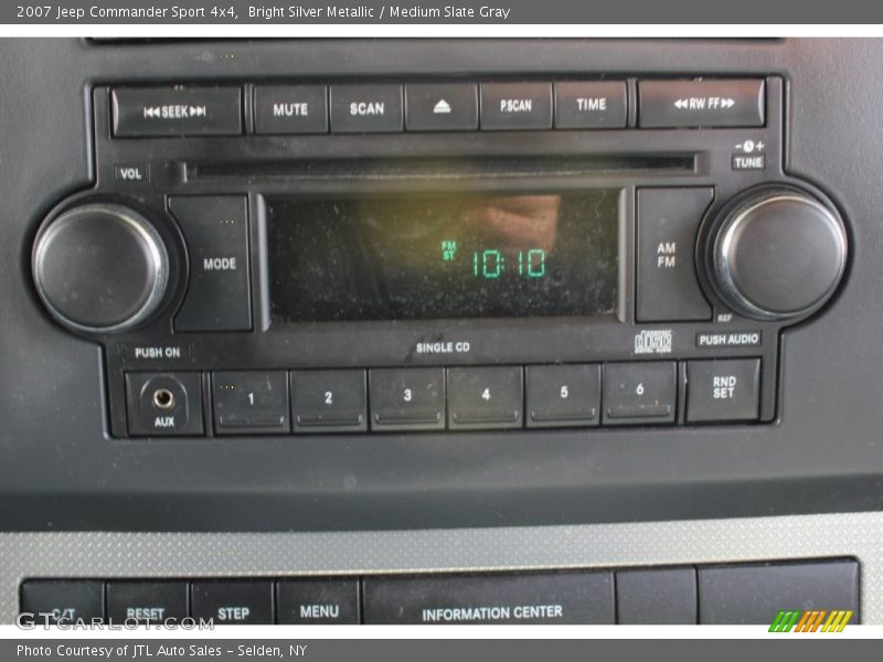 Bright Silver Metallic / Medium Slate Gray 2007 Jeep Commander Sport 4x4