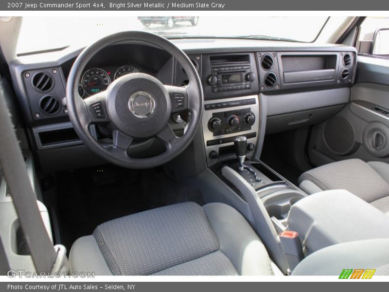 Bright Silver Metallic / Medium Slate Gray 2007 Jeep Commander Sport 4x4