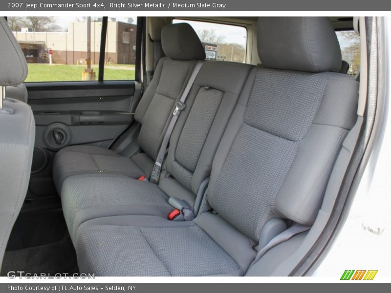 Bright Silver Metallic / Medium Slate Gray 2007 Jeep Commander Sport 4x4