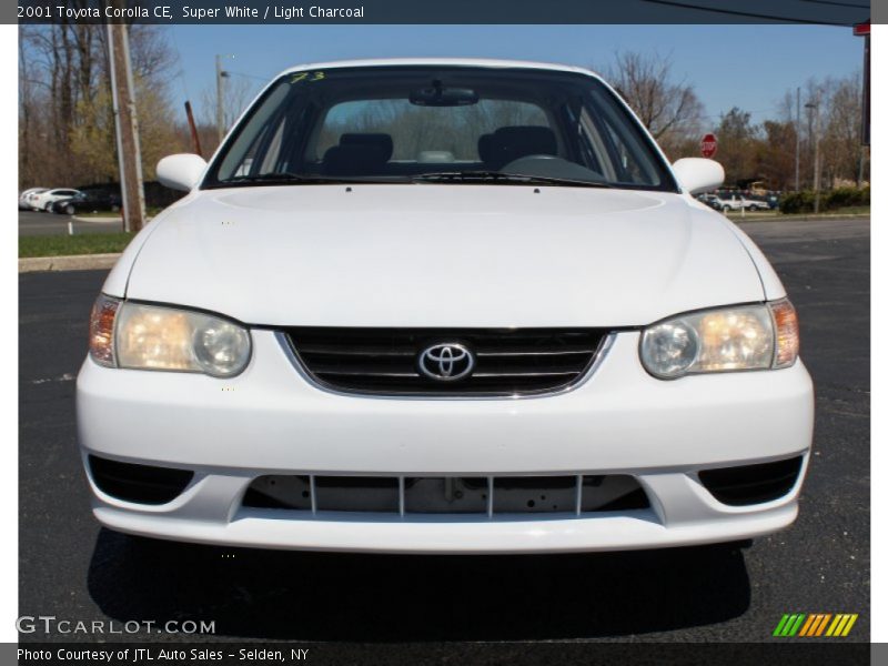 Super White / Light Charcoal 2001 Toyota Corolla CE