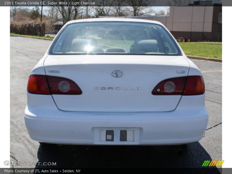 Super White / Light Charcoal 2001 Toyota Corolla CE