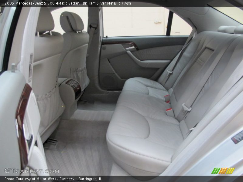Brilliant Silver Metallic / Ash 2005 Mercedes-Benz S 500 4Matic Sedan