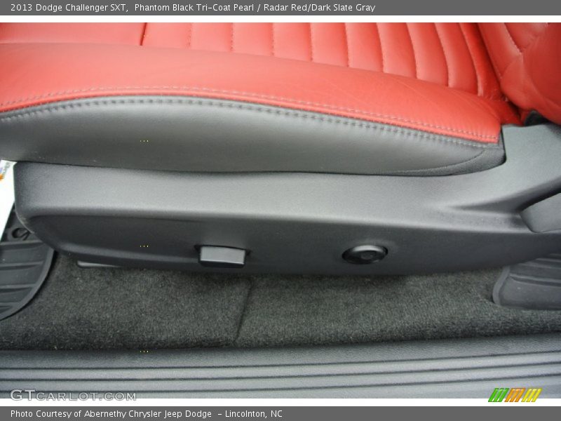 Phantom Black Tri-Coat Pearl / Radar Red/Dark Slate Gray 2013 Dodge Challenger SXT