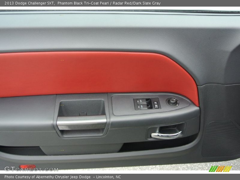 Phantom Black Tri-Coat Pearl / Radar Red/Dark Slate Gray 2013 Dodge Challenger SXT