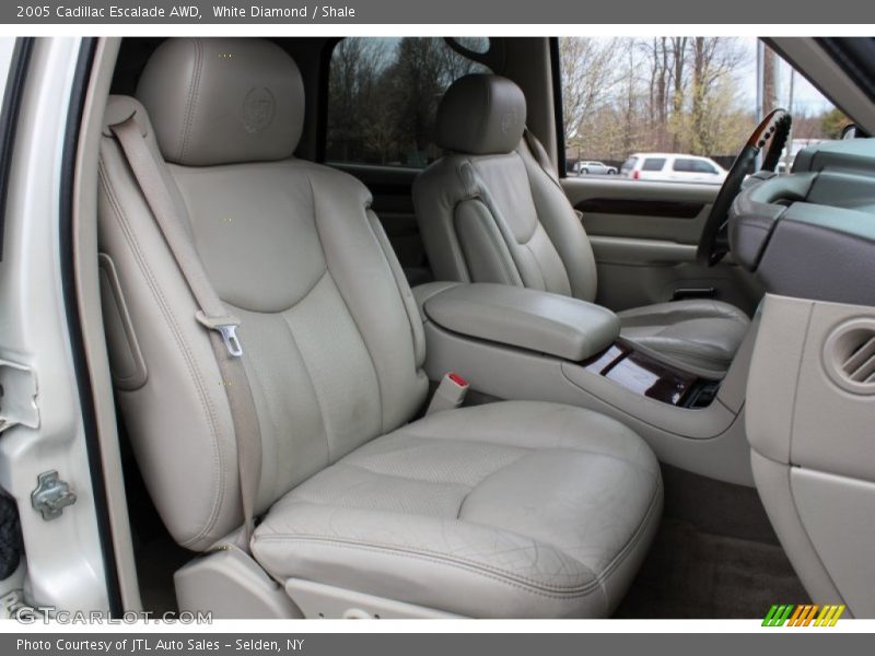Front Seat of 2005 Escalade AWD