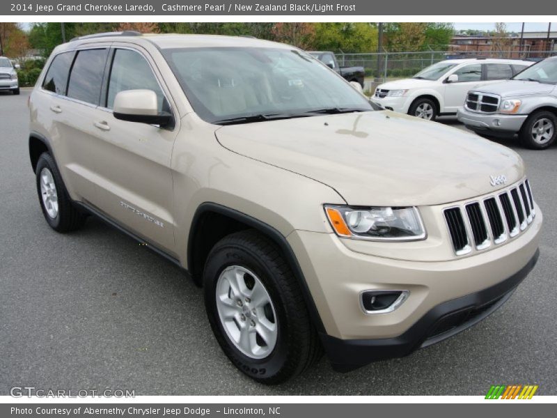 Cashmere Pearl / New Zealand Black/Light Frost 2014 Jeep Grand Cherokee Laredo