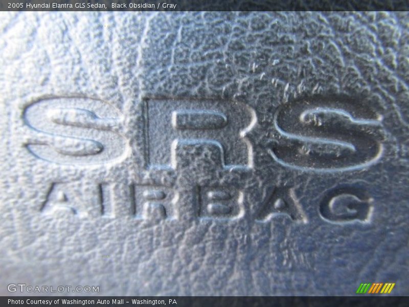 Black Obsidian / Gray 2005 Hyundai Elantra GLS Sedan