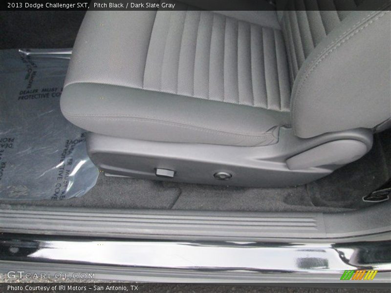 Pitch Black / Dark Slate Gray 2013 Dodge Challenger SXT