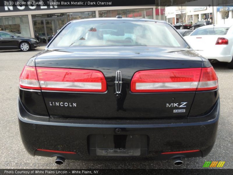 Tuxedo Black Metallic / Dark Charcoal 2010 Lincoln MKZ AWD