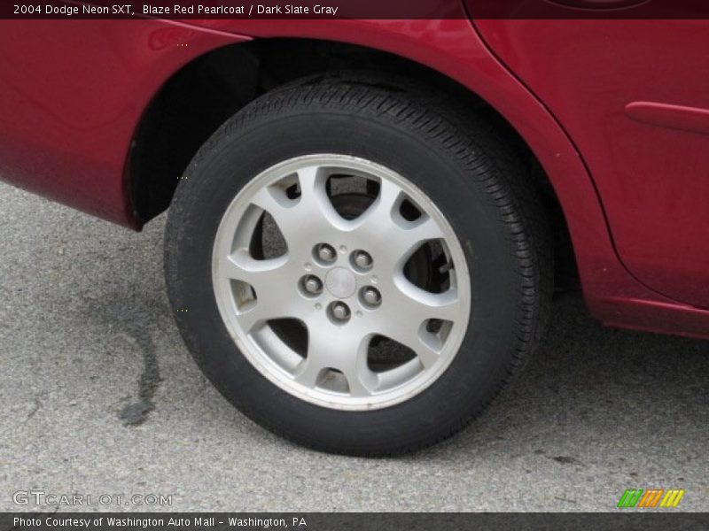 Blaze Red Pearlcoat / Dark Slate Gray 2004 Dodge Neon SXT