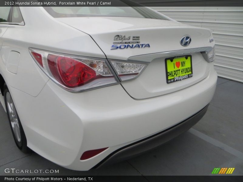 Porcelain White Pearl / Camel 2012 Hyundai Sonata Hybrid