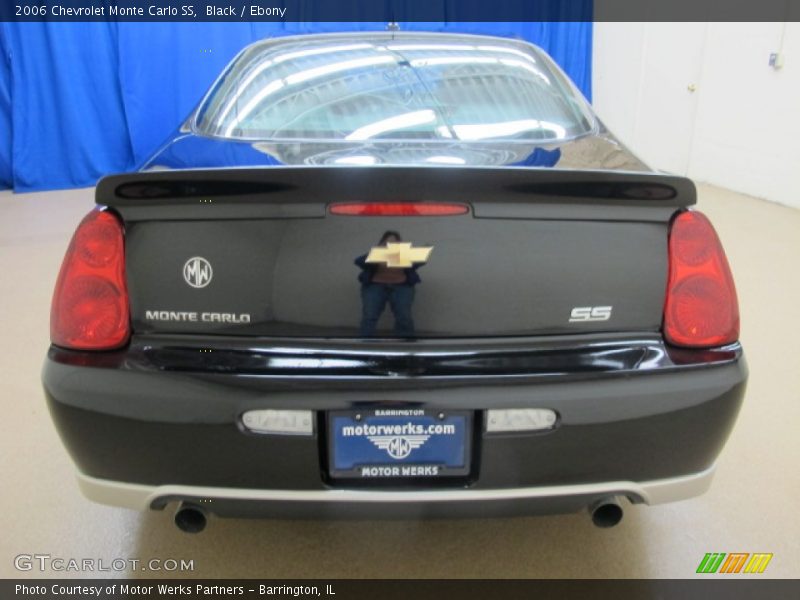 Black / Ebony 2006 Chevrolet Monte Carlo SS