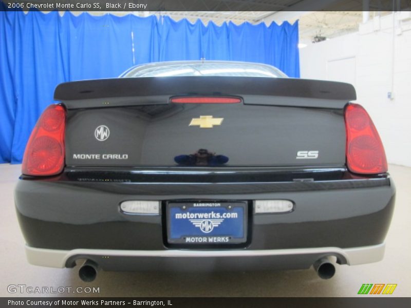 Black / Ebony 2006 Chevrolet Monte Carlo SS