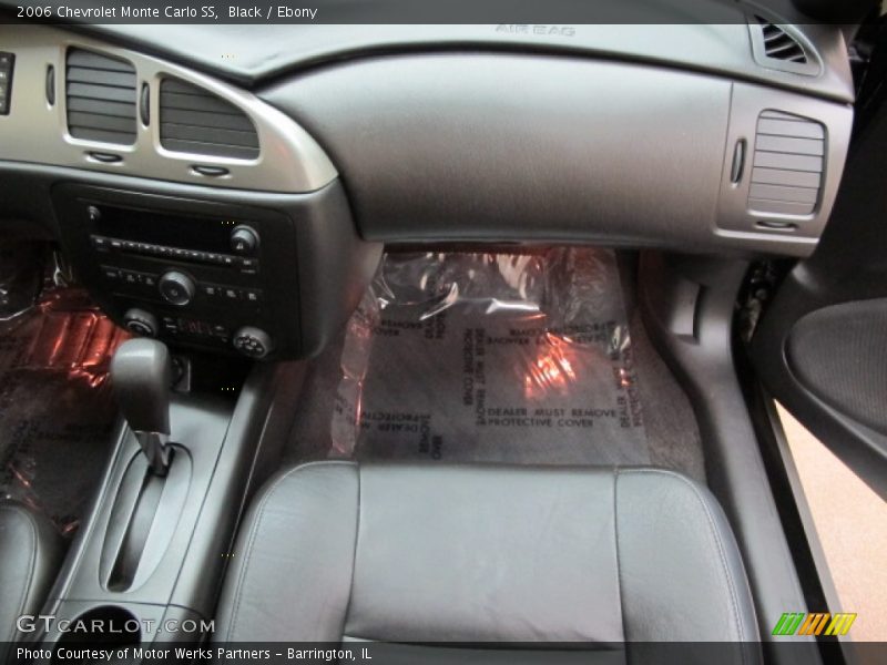 Black / Ebony 2006 Chevrolet Monte Carlo SS