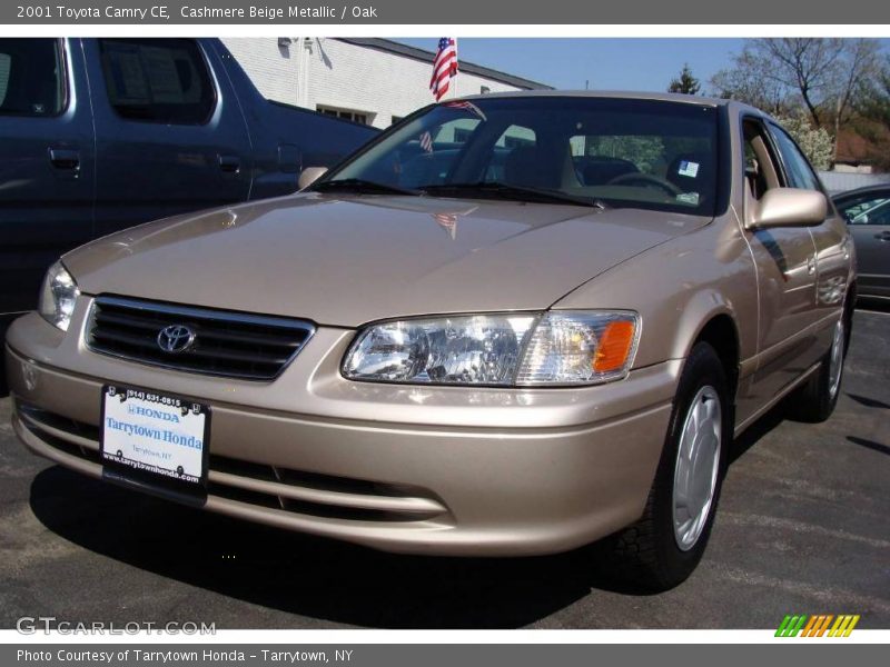 Cashmere Beige Metallic / Oak 2001 Toyota Camry CE