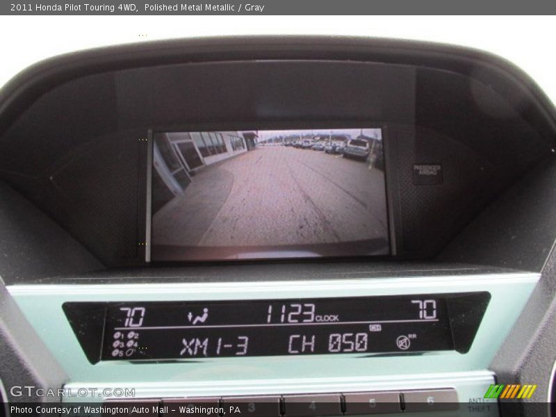 Polished Metal Metallic / Gray 2011 Honda Pilot Touring 4WD