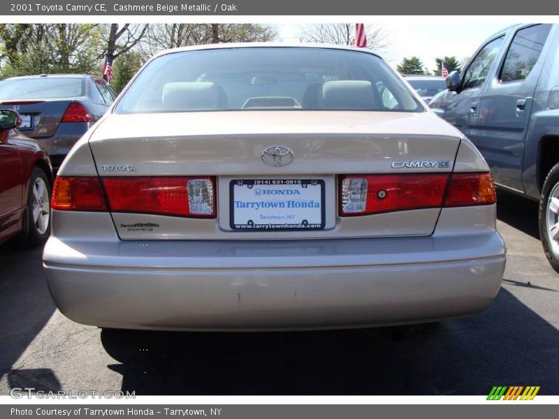 Cashmere Beige Metallic / Oak 2001 Toyota Camry CE