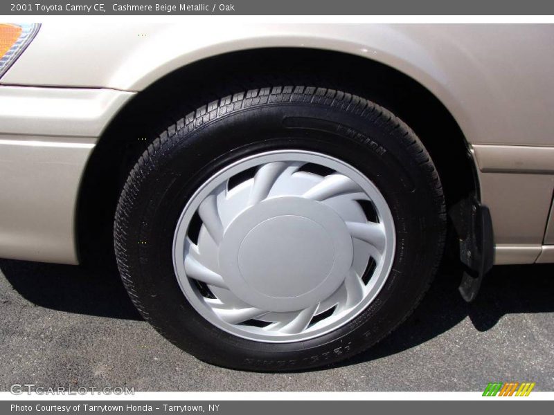 Cashmere Beige Metallic / Oak 2001 Toyota Camry CE