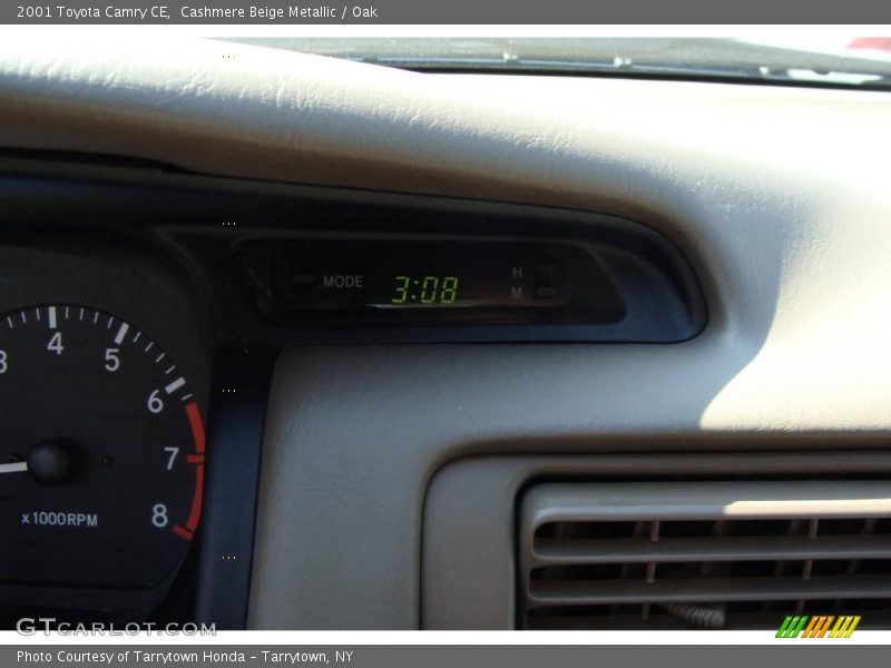 Cashmere Beige Metallic / Oak 2001 Toyota Camry CE