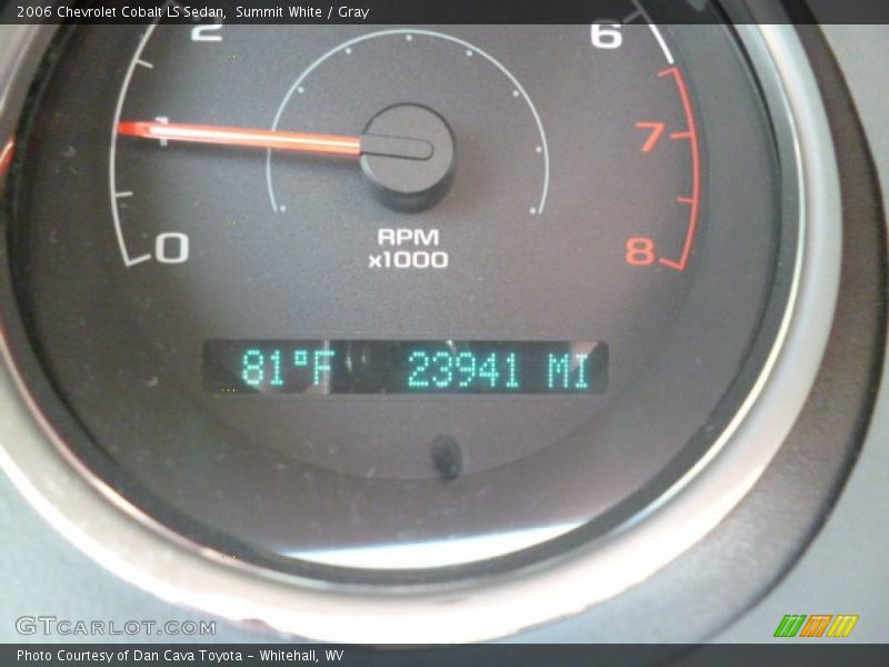 Summit White / Gray 2006 Chevrolet Cobalt LS Sedan