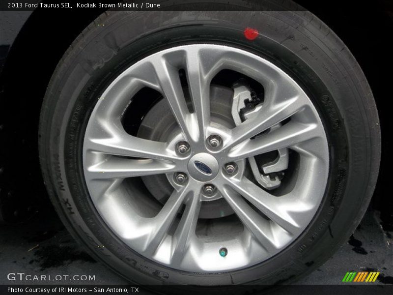 Kodiak Brown Metallic / Dune 2013 Ford Taurus SEL