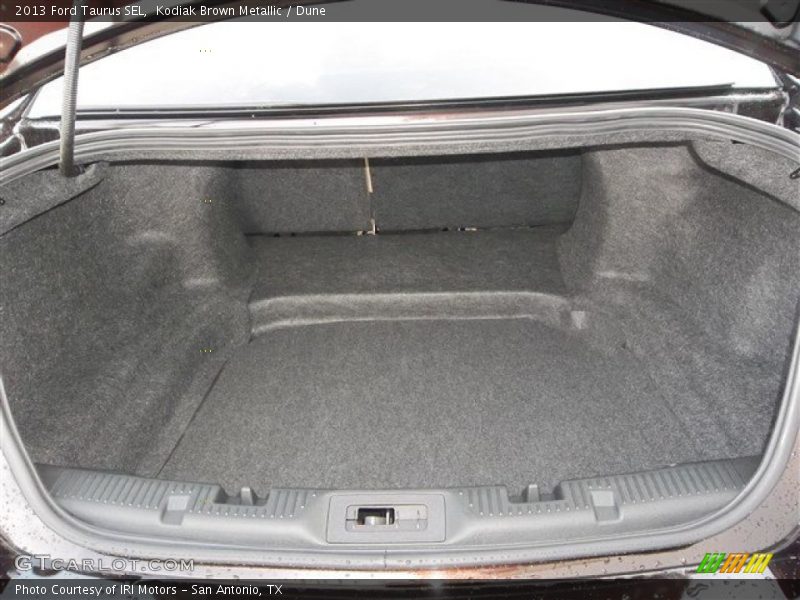 Kodiak Brown Metallic / Dune 2013 Ford Taurus SEL