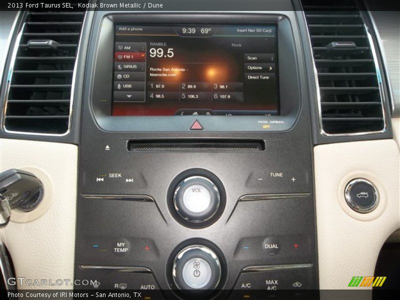 Kodiak Brown Metallic / Dune 2013 Ford Taurus SEL
