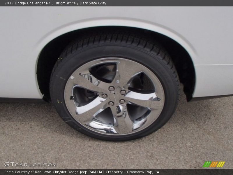 Bright White / Dark Slate Gray 2013 Dodge Challenger R/T