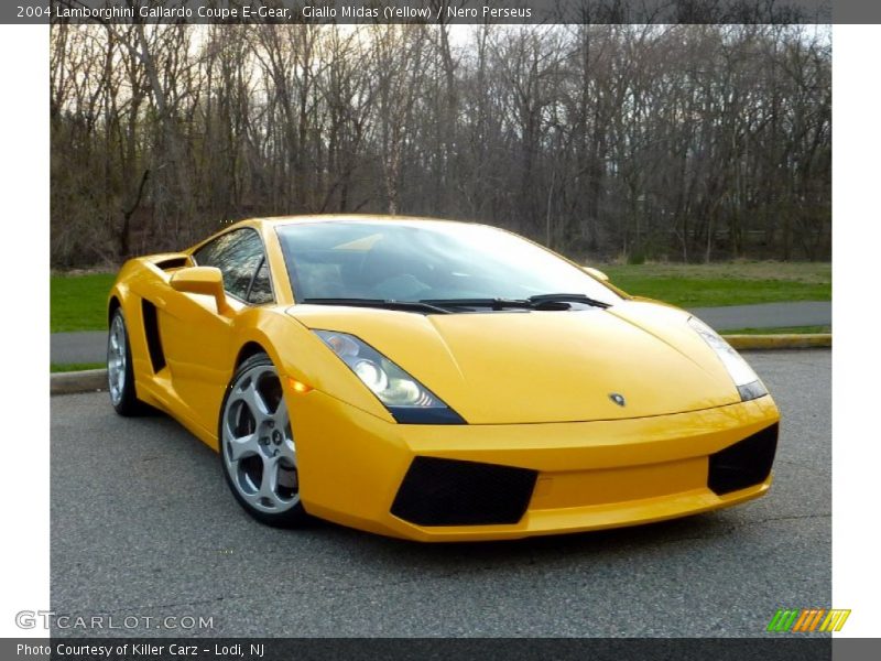 Front 3/4 View of 2004 Gallardo Coupe E-Gear