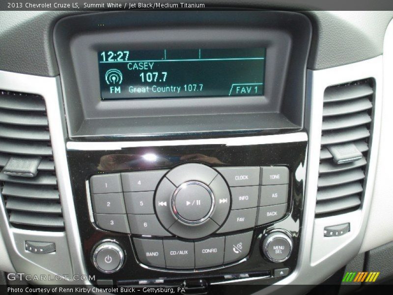 Summit White / Jet Black/Medium Titanium 2013 Chevrolet Cruze LS