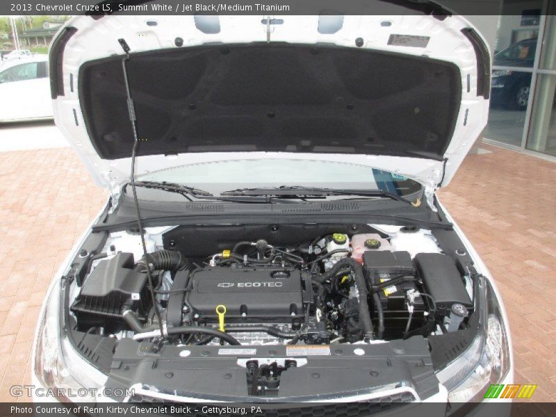 Summit White / Jet Black/Medium Titanium 2013 Chevrolet Cruze LS