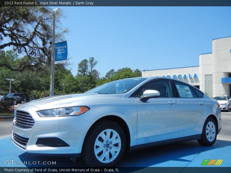 Ingot Silver Metallic / Earth Gray 2013 Ford Fusion S