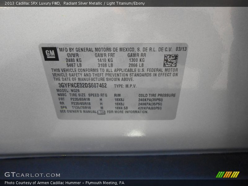 Radiant Silver Metallic / Light Titanium/Ebony 2013 Cadillac SRX Luxury FWD