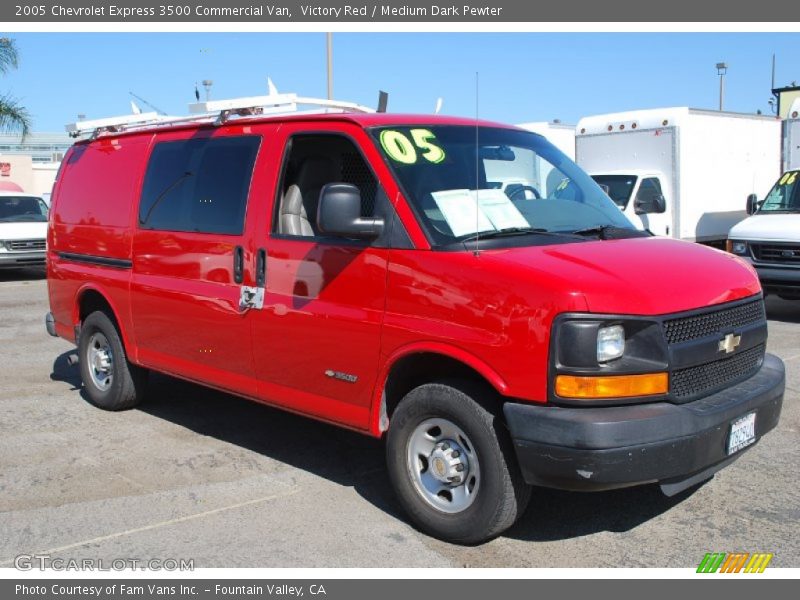 Victory Red / Medium Dark Pewter 2005 Chevrolet Express 3500 Commercial Van